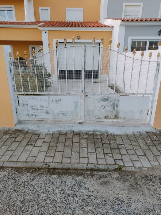 Portão Grande Usado