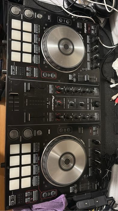 Controladora Pioneer DDJ SR