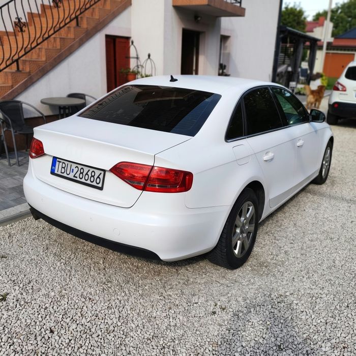 Audi A4 B8  Biały Mat,nowe opony, akumulator