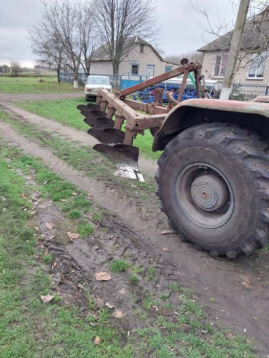 Продається плуг плм5