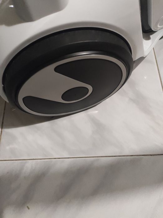 Aspirador Bosch serie 2  sem saco