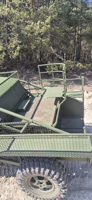 Баггі 4×4 Військова