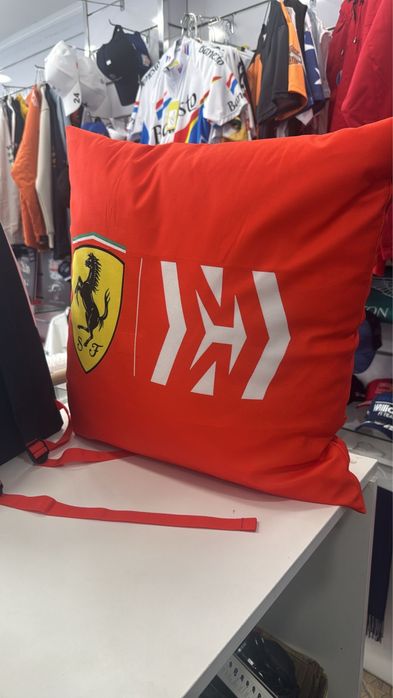 Ferrari Almofada
