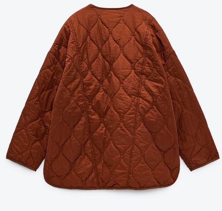 Продам стьобану куртку Zara