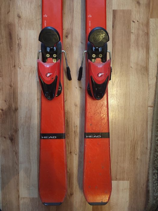 Narty Head 137cm + kijki