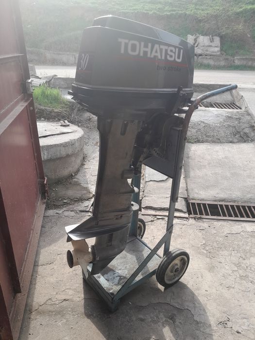 Мотор для лодки Tohatsu