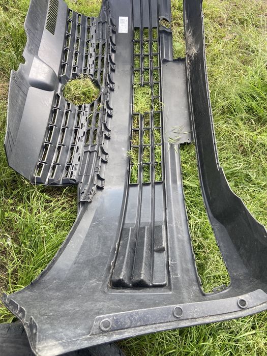 Zderzak przód VW Transporter lift T6