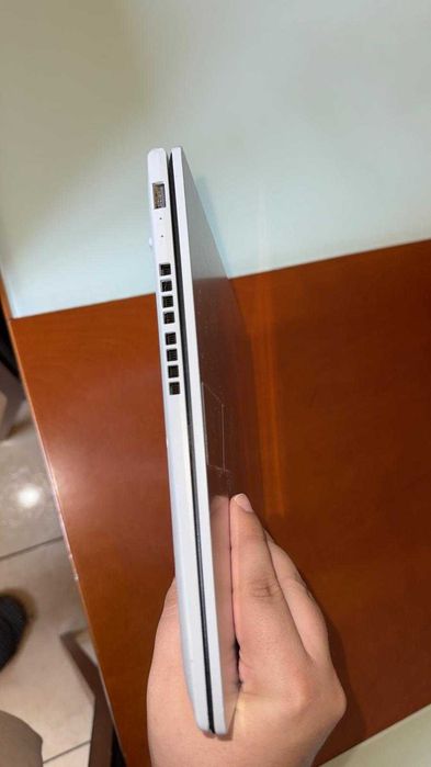 ASUS Vivobook 16 X1605ZA | i5-1235U | 16GB RAM | SSD 512GB