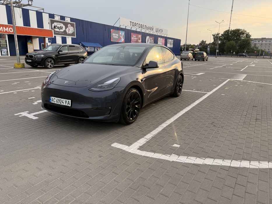 Tesla Model Y Performance 2023