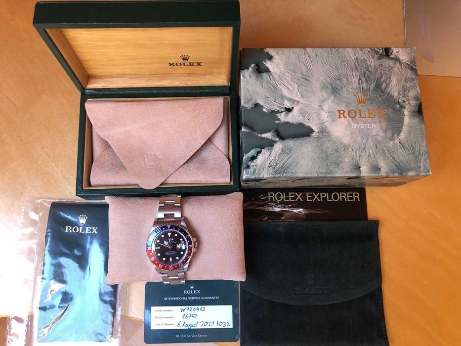Rolex GMT-Master II 16710 LN – Pepsi – Caixa e documentos