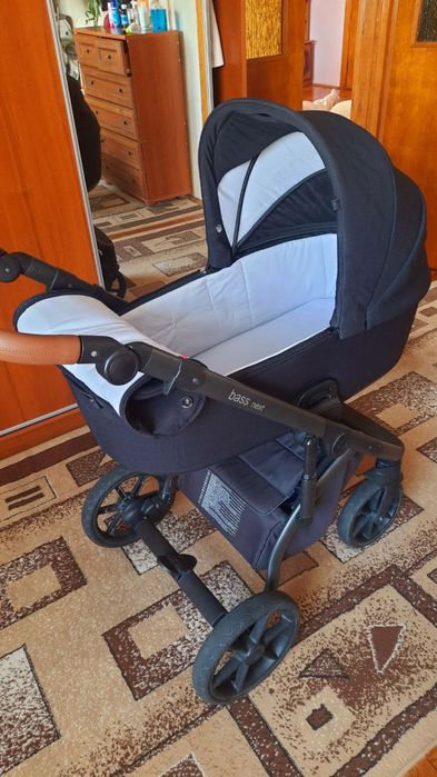 Коляска Roan Bass Next 2в1