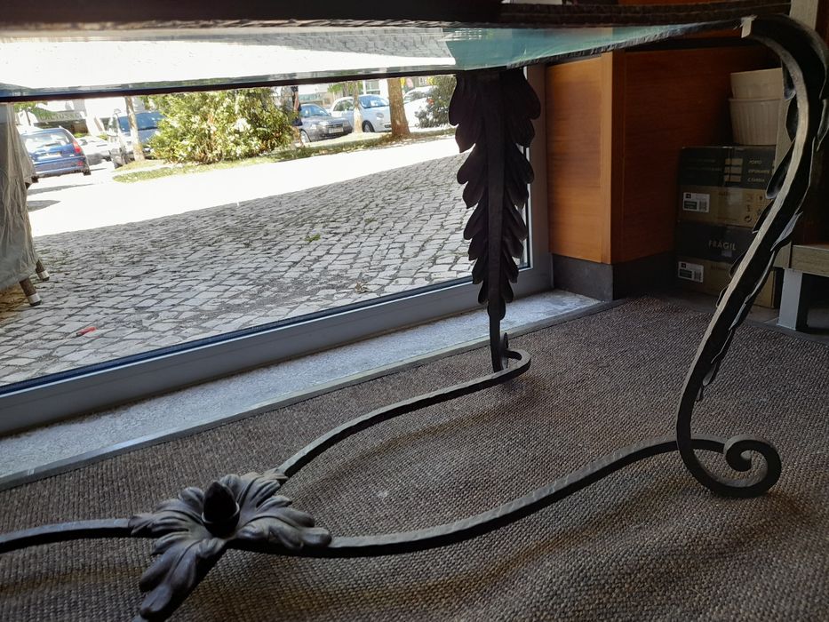 Wrought Iron Table64584496746755124