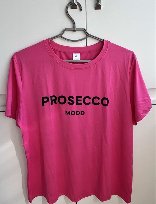 Жіноча футболка/женская футболка