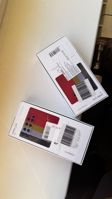 Телефон moto g86