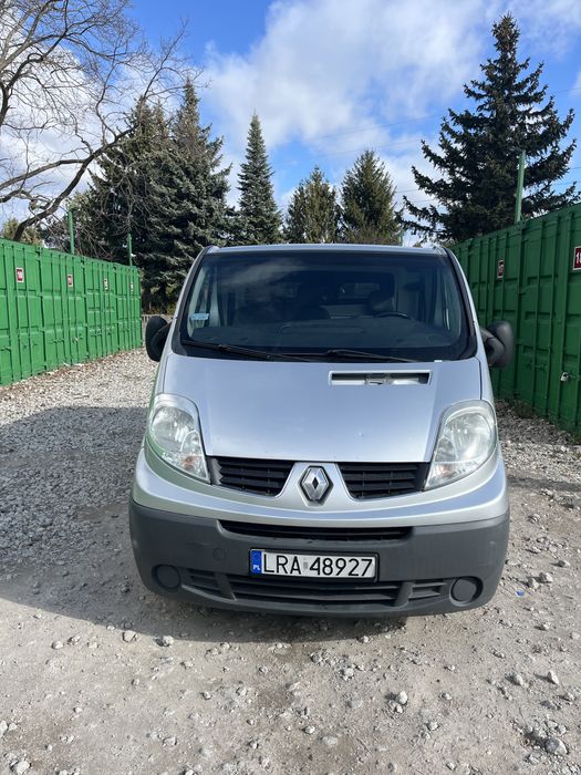 Sprzedam busa Reno Trafic 2010 roku