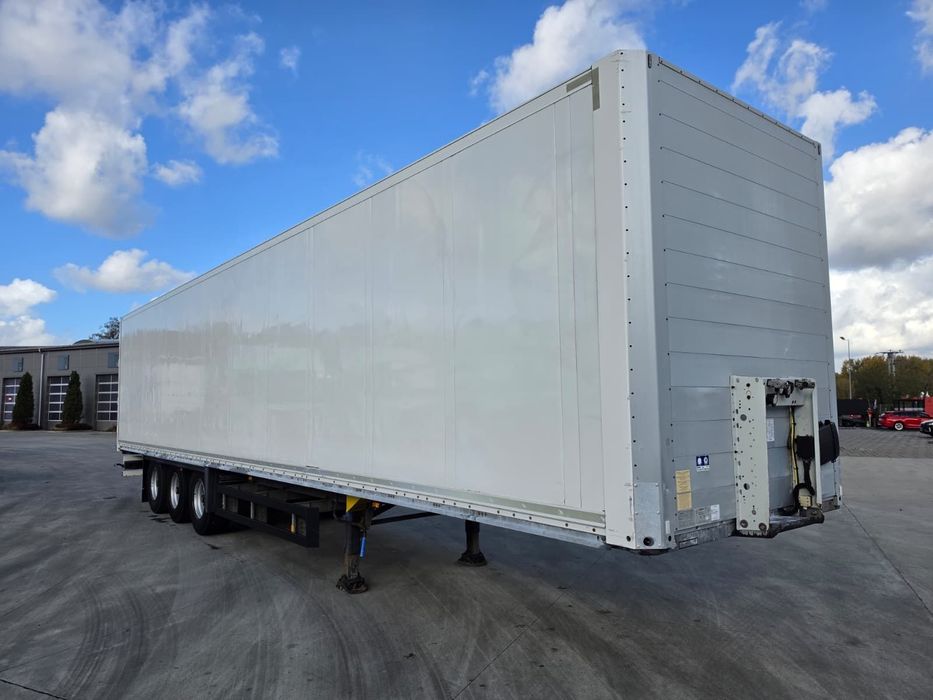 Schmitz Cargobull Wynajem / Izoterma / Doppelstock / Standard