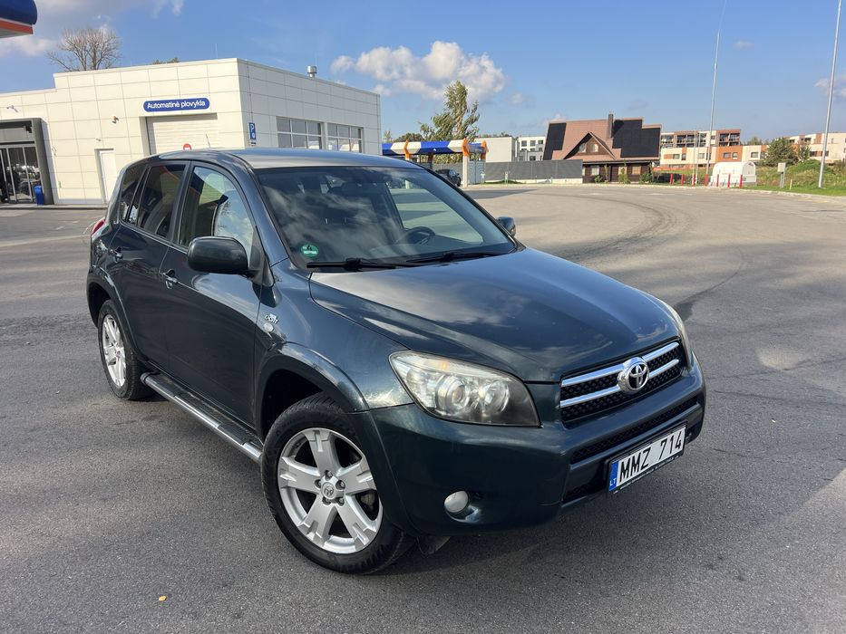 Свіжопригнаний Toyota Raw-4 , 4*4 full