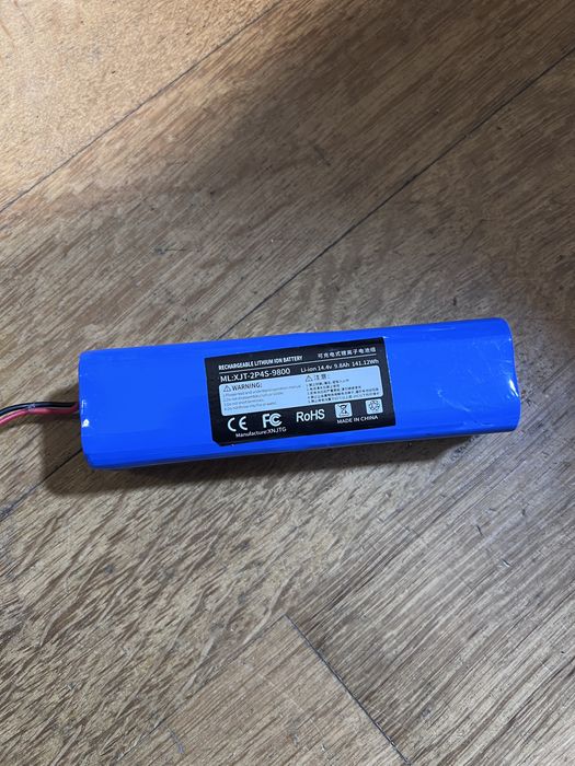 Bateria Lítio Recarregável Li-ion 14.4V 9.8Ah 141.12Wh (Modelo XJT-2P4S-9800)