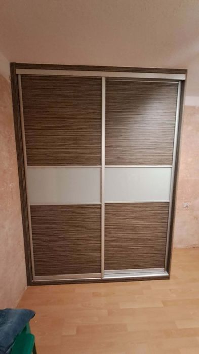 Szafa przesuwna Komandor