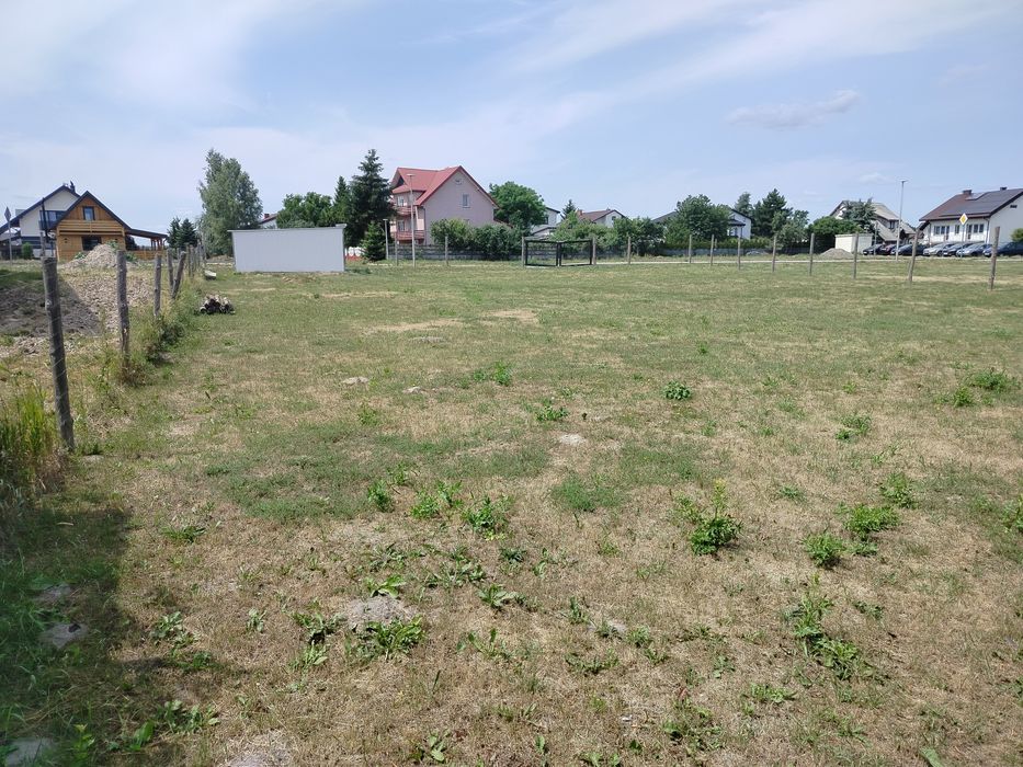 Sprzedam atrakcyjną działkę budowlaną - Widok 4