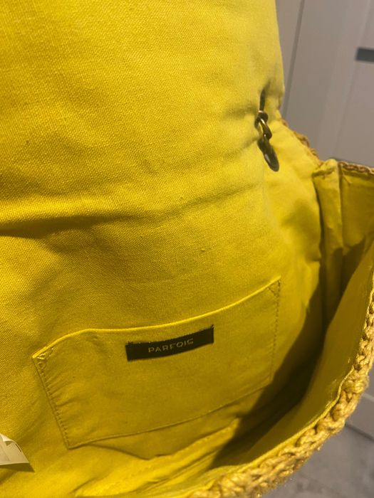 Torebka letnia na łańcuszku Parfois