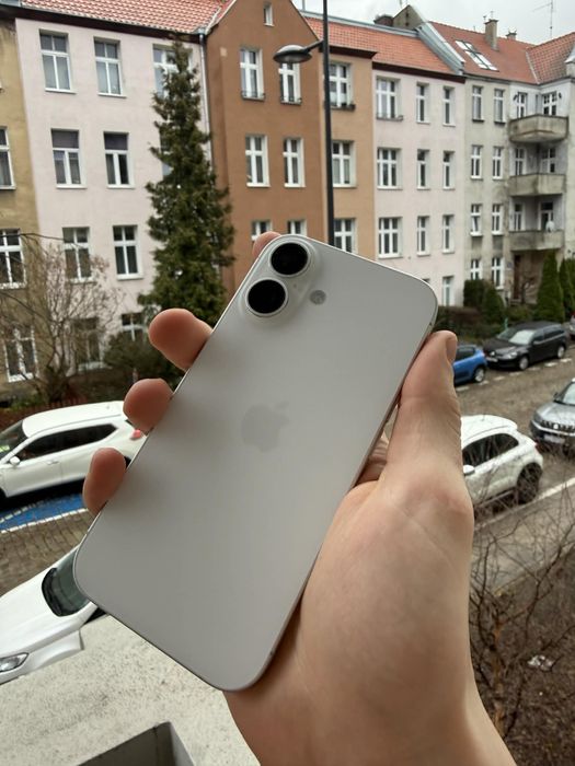 Iphone 16 White 128gb