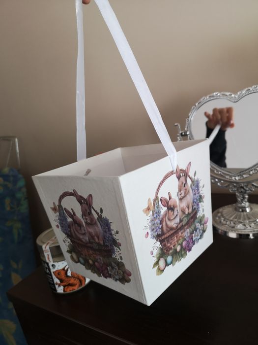 Pudełko na prezent box ozdobne pudełko z zajączkami