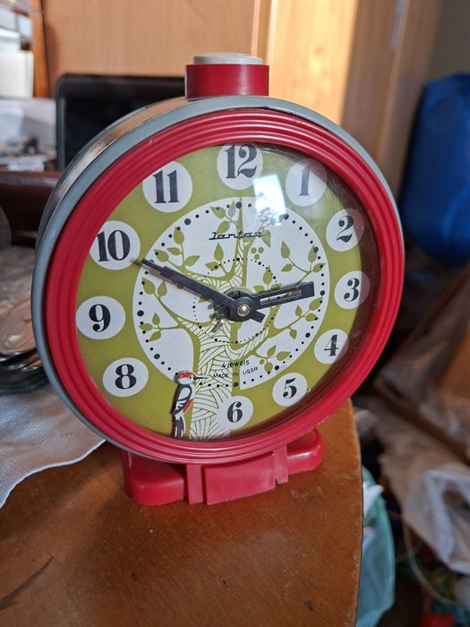 Unikat Stary budzik zsrr JANTAR Dzięcioł 1968 rok USSR prl Sprawny