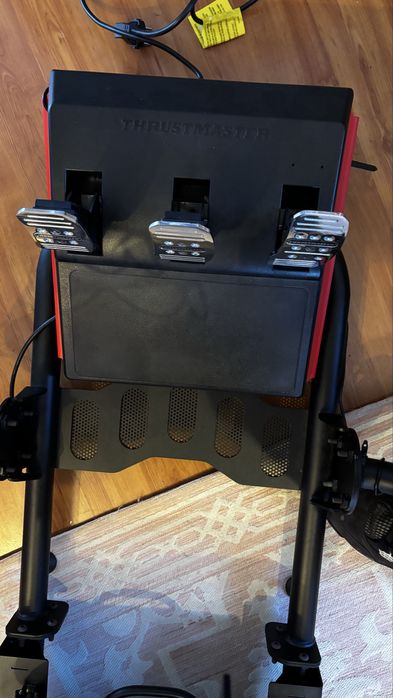 Cockpit Sim Racing Completo – Thrustmaster + Sparco – Excelente Estado
