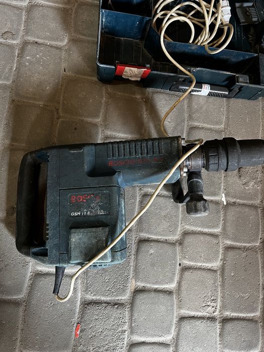 Відбійний молоток BOSCH GSH 11 E