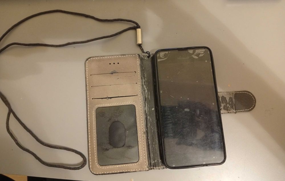 Windows phone - Lumia 550