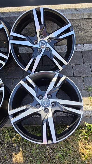 Oryginalne felgi Volvo XC40 XC60 18” 5x108 ET50,5