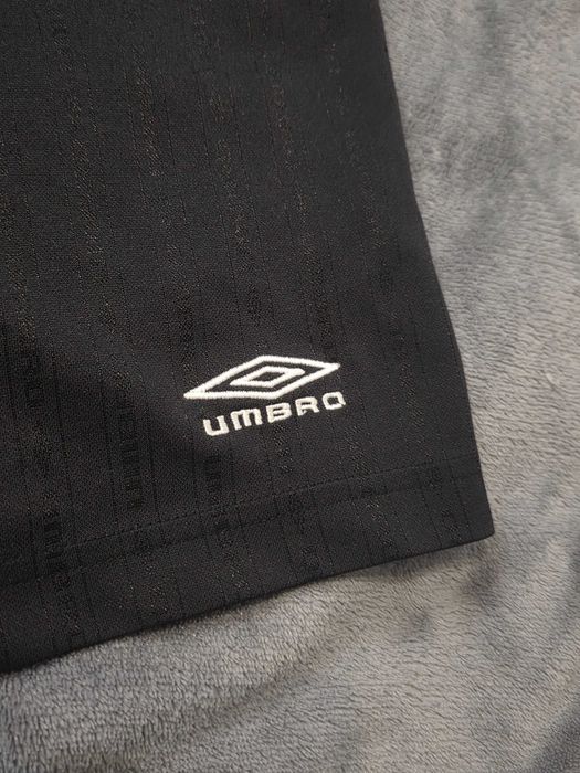 Umbro spodenki męskie L czarne sportowe monogram