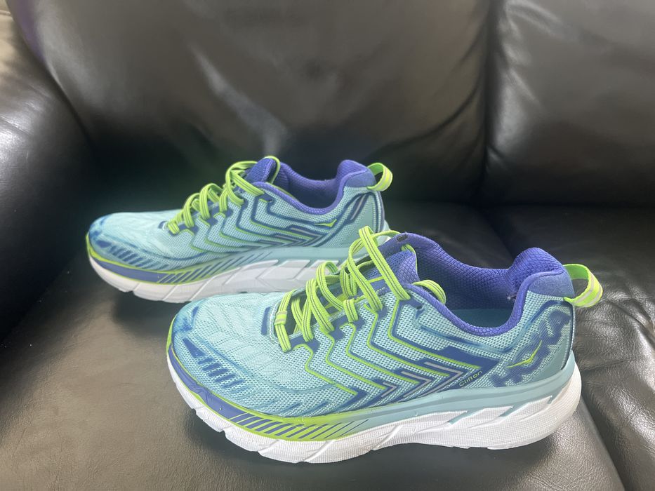 Genialne buty Hoka 39