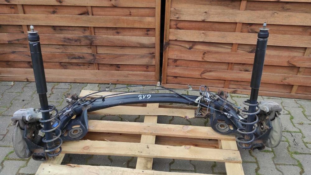 Кришка багажника з розборки Suzuki Vitara IV LY шрот Сузукі запчастини