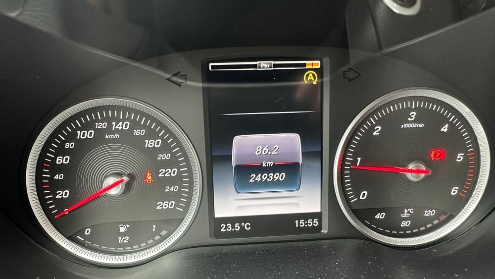Mercedes-Benz W205 C200  Bluetech