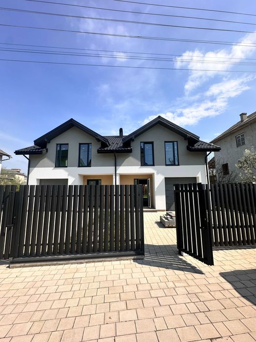 Дуплекс з гаражем і терасою в престижному р-н Крихівці