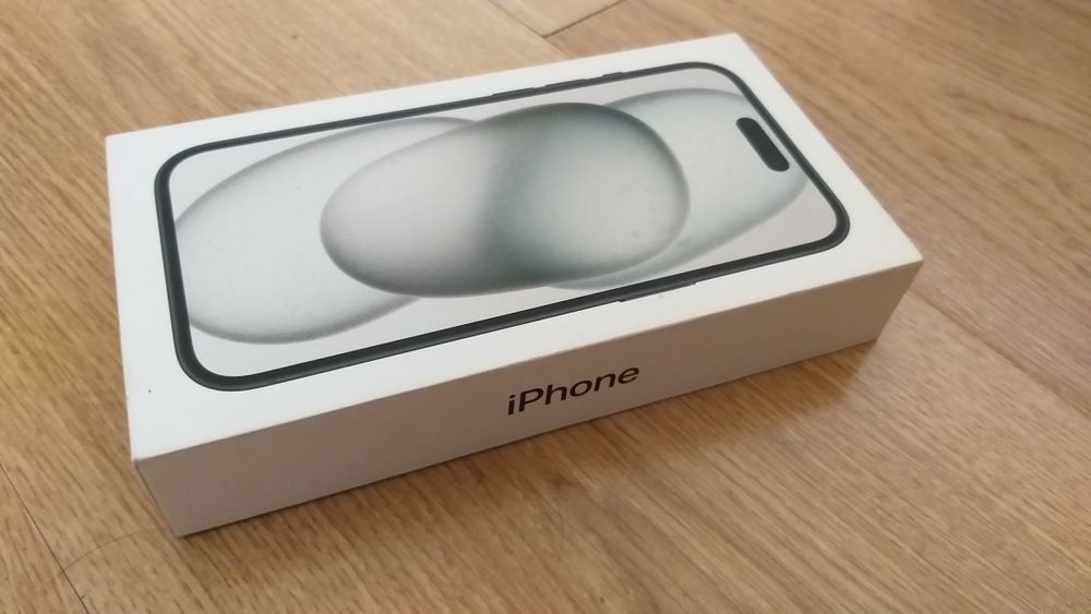Iphone 5 e  15 black 256 gb caixas