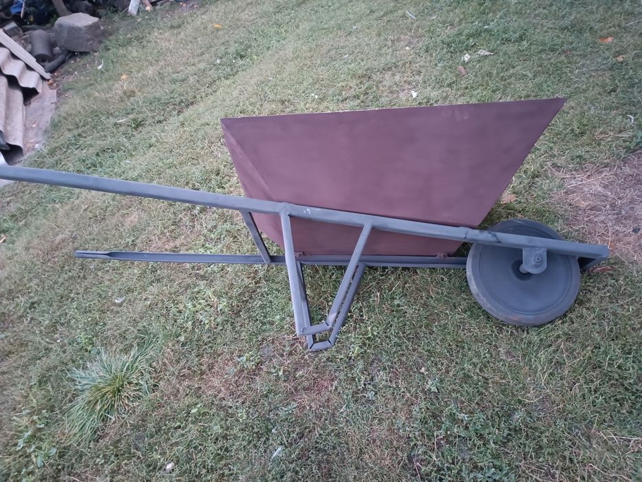 Тачка  будівельна  міцна надійна