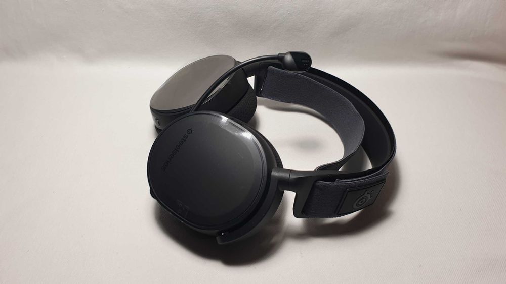 Słuchawki bezprzewodowe SteelSeries Arctis 7+BLACK - jak NOWE.