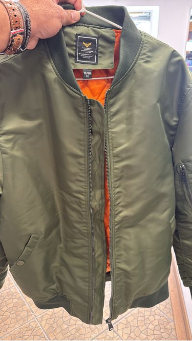 Casaco elegante, quente e lindo, novo a estrear