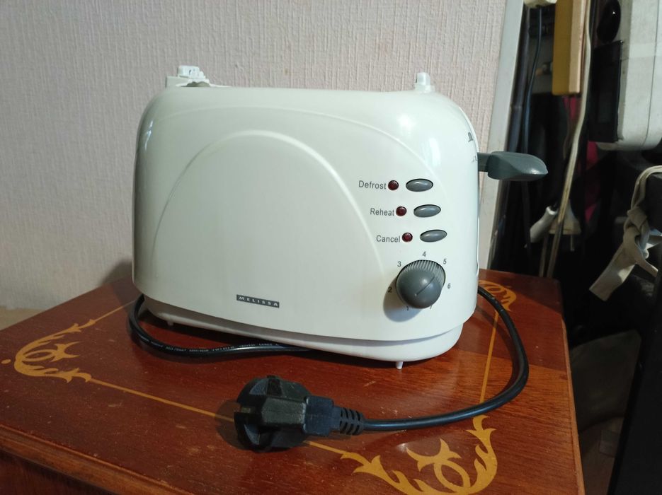 Тостер Melissa 643-070 700W чистый исправный