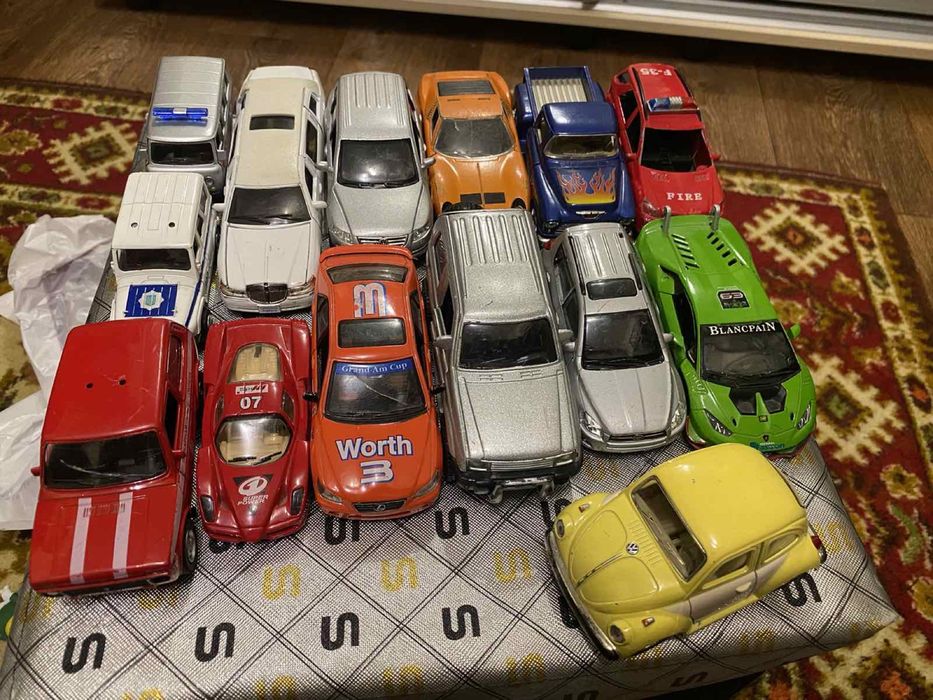 Машинки на любий смак