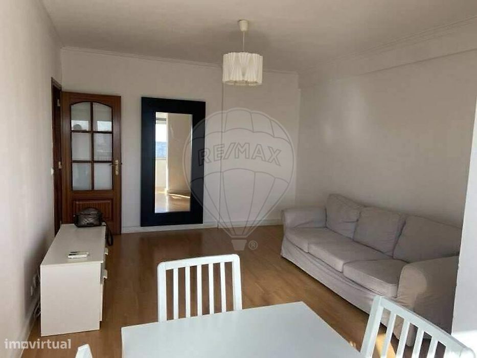 Apartamento T2 para arrendamento