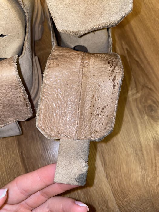 Carinii 36 37 botki zamsz zamszowe sztyblety skórzane beżowe skóra