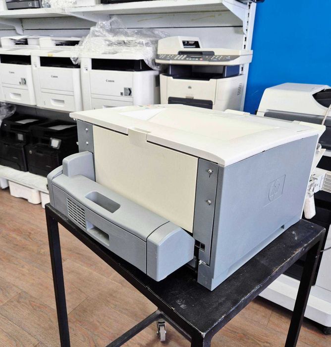HP LaserJet 5200dtn Лазерний мережевий принтер А3 А4 Lan Двобіч. друк