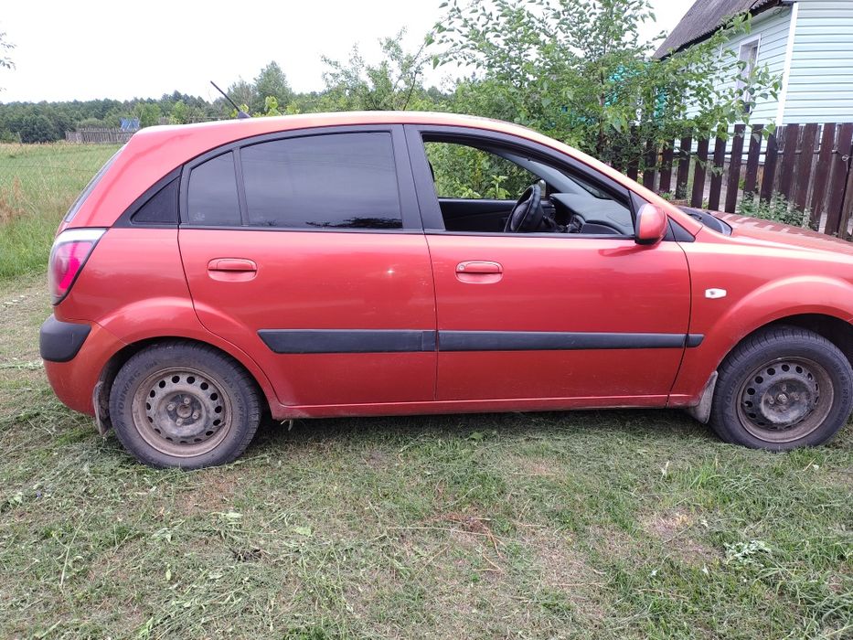 Kia rio звичайний продаж