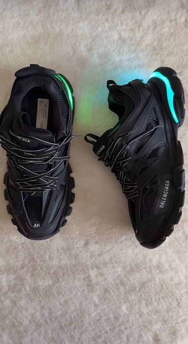 Balenciaga track 1 led