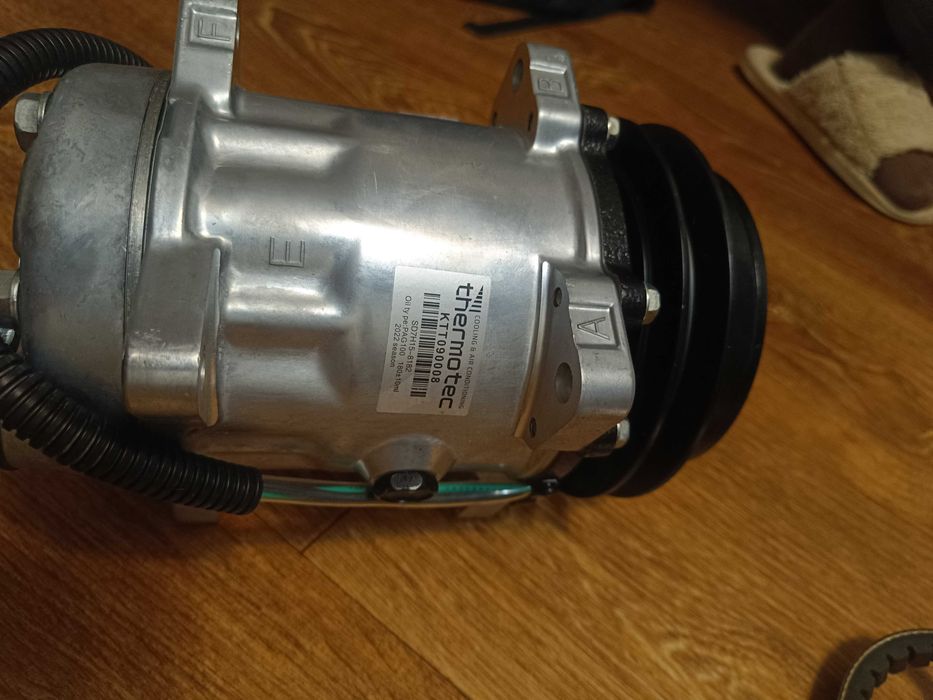 Компрессор ДАФ 95 клиновий