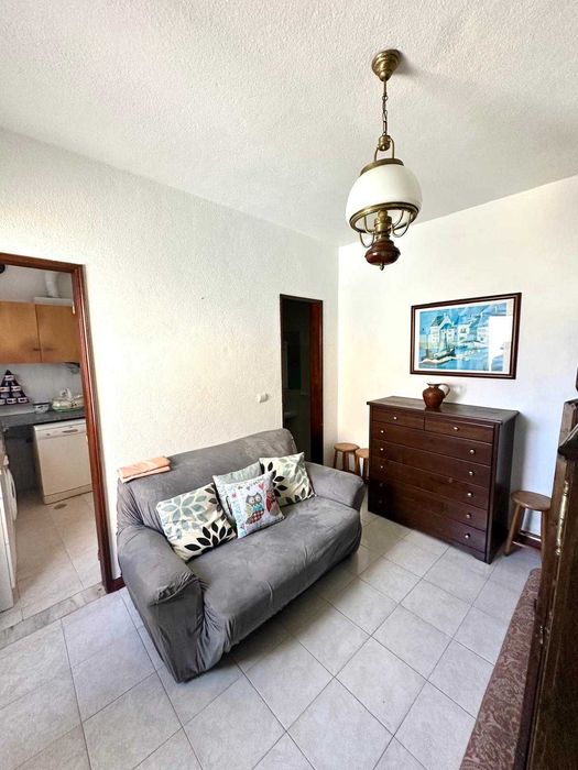 arrendamento de apartamento exclusivamente a professora